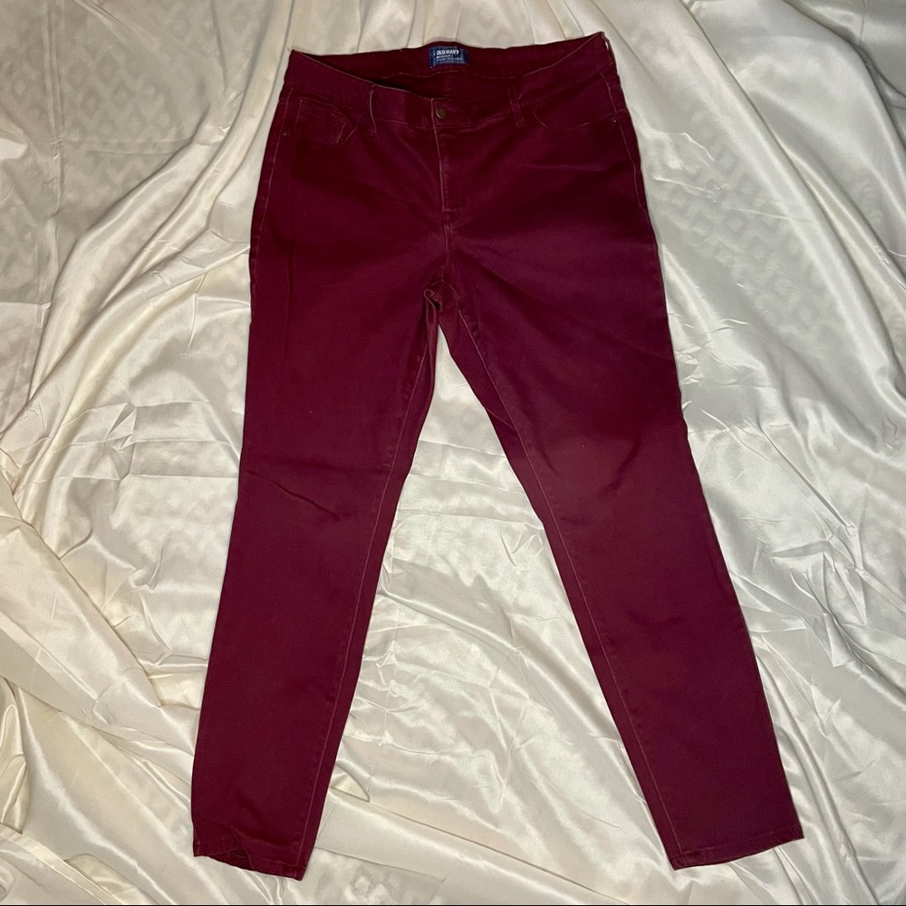 Old Navy Mid Rise Rockstar Red Jeans Size 14
